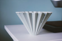 Load image into Gallery viewer, Origami | Origami Dripper M