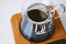 Load image into Gallery viewer, Kalita | Wave Glass Server
